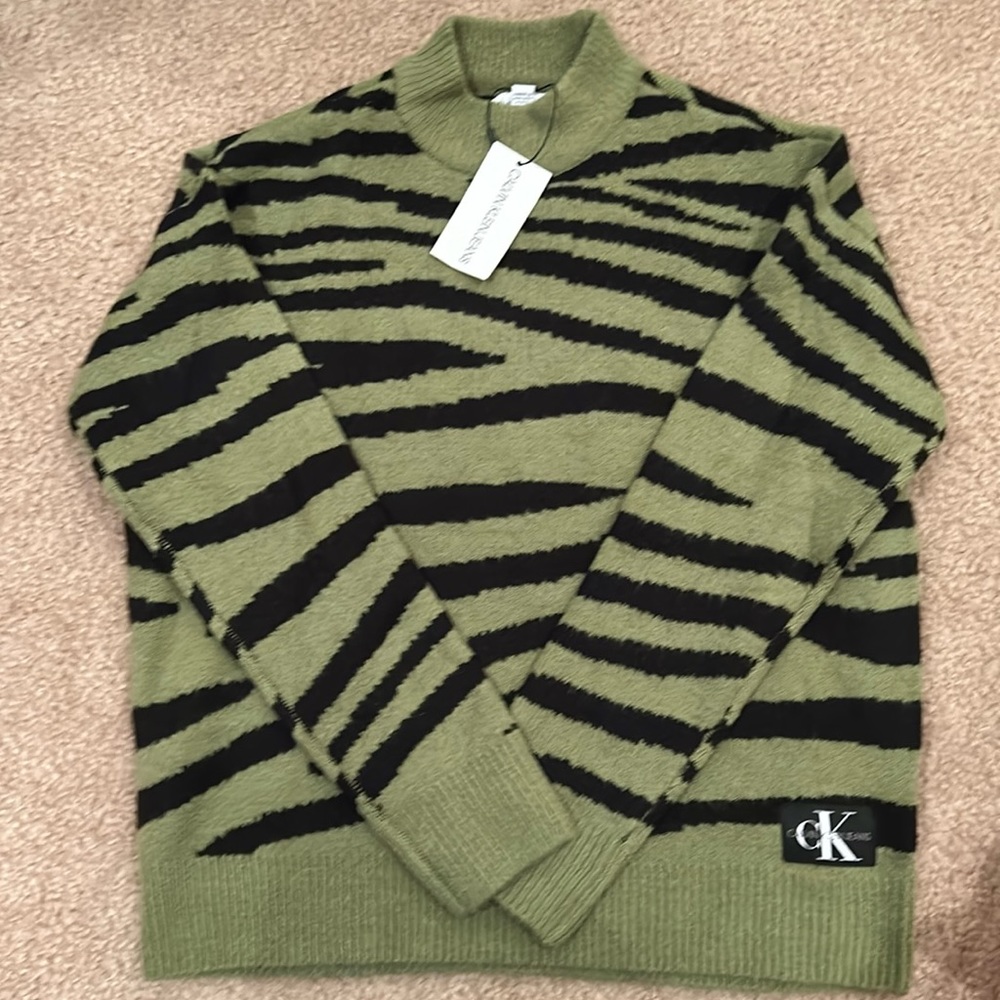 NWT Olive Green Striped Ribbed Sweater Size Small